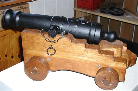 salutkanon säljes|svartkrutskällaren – Antika och moderna vapen..